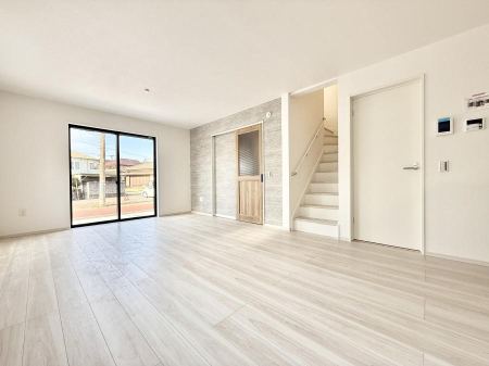 ���̑����� �������Ƒ��̏Ί炪���ӂ��A���났�̋��