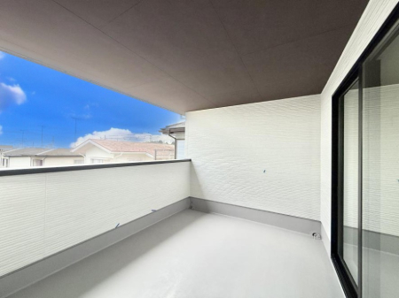 �o���R�j�[ ������ �G�߂̈ڂ낢����������J���I�ȋ�Ԃł�