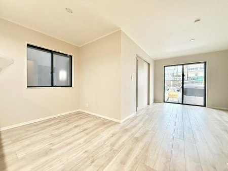 ���̑����� �������Ƒ��̏Ί炪���ӂ��A���났�̋��