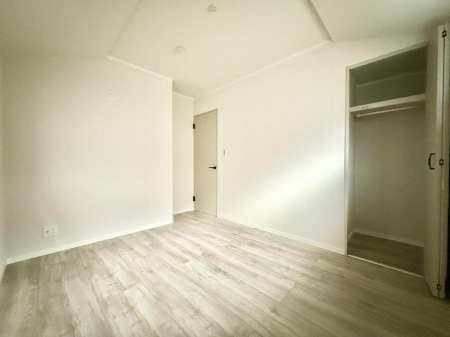 ���̑����� �������Â��ȗm���œǏ����ɏW���ł���ꏊ