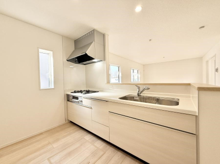 �L�b�`�� �������Ƒ��ƂȂ���A�R�~���j�P�[�V�����̏�