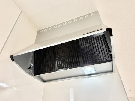 ���̑����� �ݔ����t�[�h�ɕ����Ă���ׁA���������C��ɗU������A�����I�ɔr�����ł��܂�