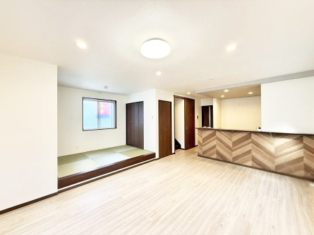 ���r���O ���������R�Ɖ�b�����܂��A�S�n�悢�ЂƂƂ�