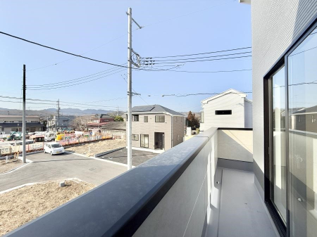 �o���R�j�[ ������ �G�߂̈ڂ낢����������J���I�ȋ�Ԃł�