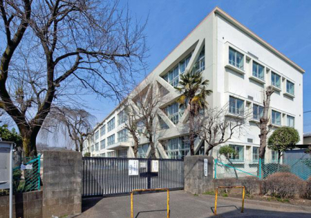 ���ӊ� ���w�Z 180m �����s���ʐ쏬�w�Z