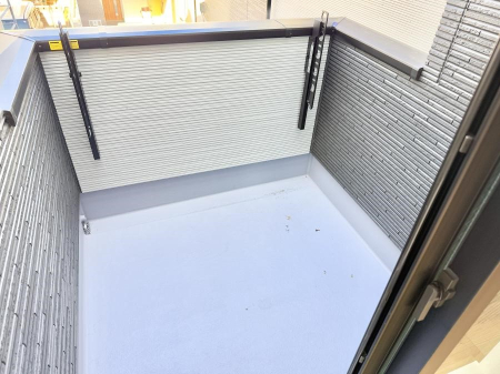 �o���R�j�[ ������ �G�߂̈ڂ낢����������J���I�ȋ�Ԃł�