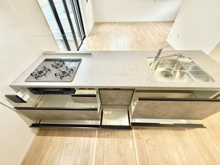 �L�b�`�� �����������������Ɗy�����Ȃ�A���K�ȃL�b�`�����