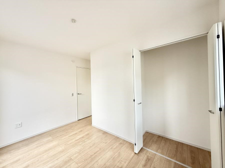 �Q�� ���������̔z�u��ʋC���̗ǂ��݌v�ŕ����̋�C�������炸�A��ɐV�N�ȋ�C������܂�