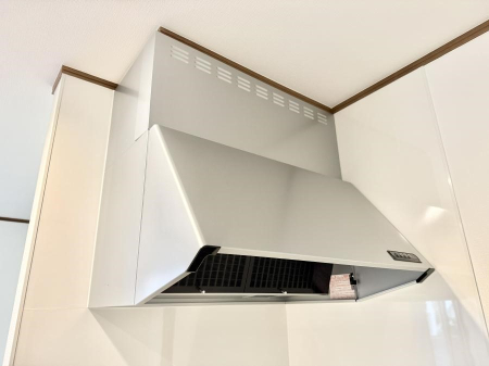 ���̑����� �ݔ����������̏��C����������C��ɗU������A�����I�ɔr�����ł��܂��B