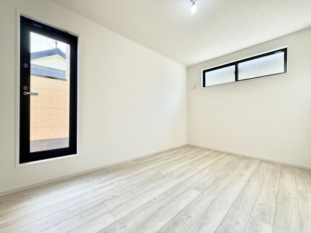 ���̑����� �������D��ŉ��₩�Ȏ��Ԃ��������