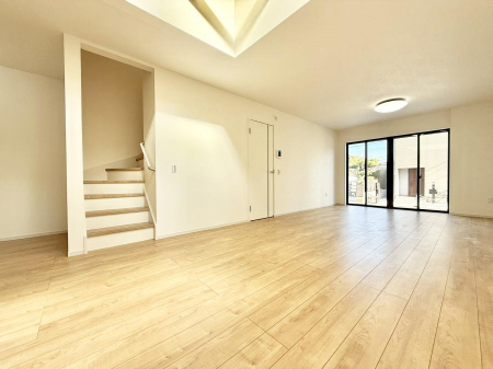 ���r���O ���������C�ɓ���̏ꏊ�ŁA�̂�т�Ƃ������Ԃ�