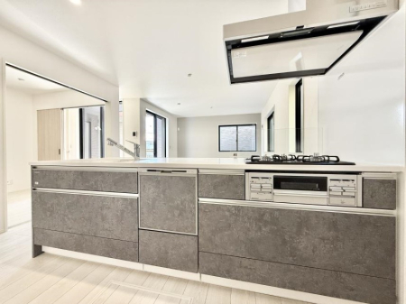 �L�b�`�� �������V���v���Ŕ������S�n�悢���Ԃ𐶂ރL�b�`�����