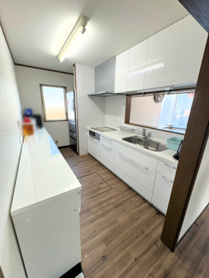 �L�b�`�� �������Ƒ����J��[�߂�A������̂���L�b�`��