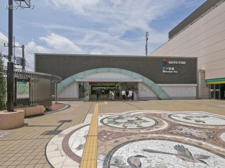 ���ӊ� �w 1400m ���S���u�O�c���v�w