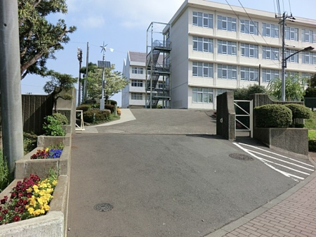 ���ӊ� ���w�Z 1600m �����s����R���w�Z