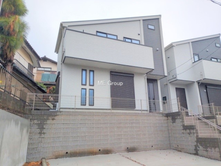 ���n�O�ώʐ^ �O�ρ��V������炵���n�܂�ꏊ�ŁA�Ƒ����J��[�߂�