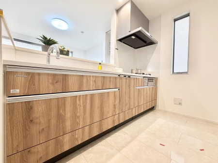 �L�b�`�� ���������y���݂ƐH�ׂ�K����͂���L�b�`��