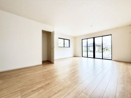 ���̑����� �������Ƒ��̏Ί炪���ӂ��A���났�̋��