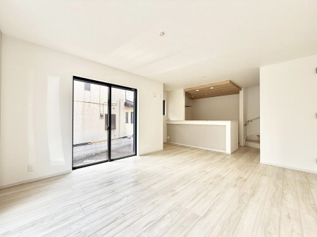 ���r���O ���������C�ɓ���̏ꏊ�ŁA�̂�т�Ƃ������Ԃ�