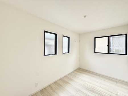 �q������ �����������̍D�݂ɍ��킹���C���e���A�𐮂��₷�����𔽉f�ł���ꏊ�ł�