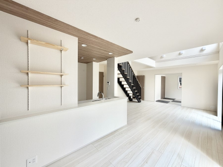 ���r���O �������V���v���������ґ�A��؂Ȑl�Ɖ߂����S���قǂ�����