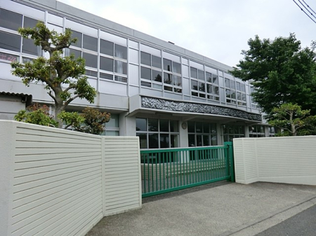 ���ӊ� ���w�Z 2800m ���ˎs�����˒��w�Z