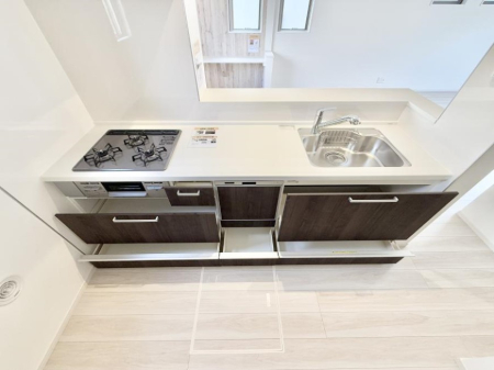 �L�b�`�� �������Ƒ����J��[�߂�A������̂���L�b�`��