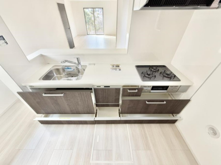 �L�b�`�� �����������������Ɗy�����Ȃ�A���K�ȃL�b�`�����