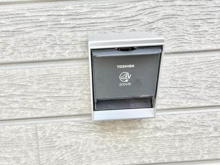 ���̑����� �ݔ�������ŊȒP�ɏ[�d�ł��A�G�R�ȃJ�[���C�t���T�|�[�g