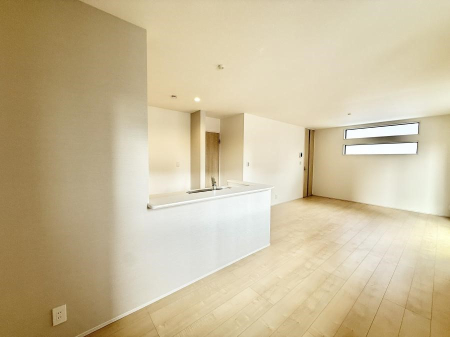 ���r���O ���������R�Ɖ�b�����܂��A�S�n�悢�ЂƂƂ�