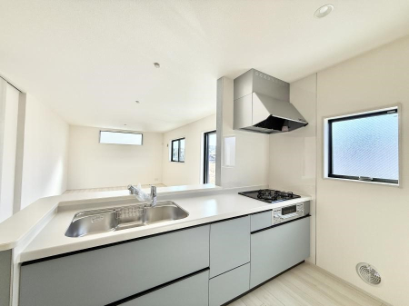 �L�b�`�� �������Ƒ����J��[�߂�A������̂���L�b�`��