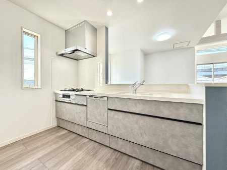 �L�b�`�� ���������y���݂ƐH�ׂ�K����͂���L�b�`��