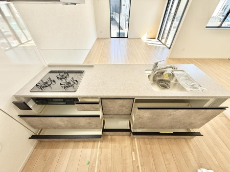 �L�b�`�� �������A�C�f�A�L����A�N���G�C�e�B�u�ȗ������