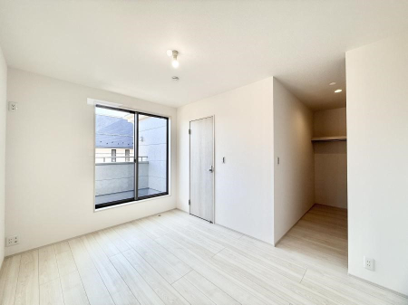 �q������ �������v���C�x�[�g��ԂƂ��ĐÂ��ŗ�������������񋟂��Ă���܂�