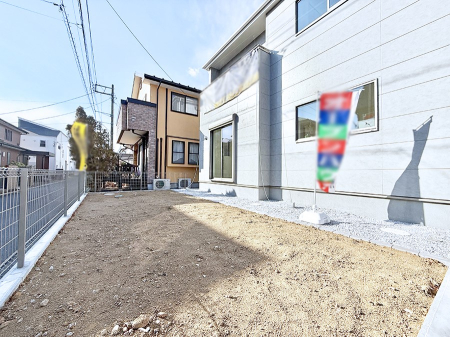 ���̑� �O�ρ��~�n���ɂ�Ƃ肠��΂̃X�y�[�X������A���₩�ȕ��͋C�ł�