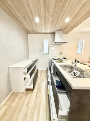 �L�b�`�� ����