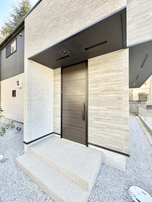 ���� �O��