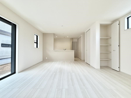 ���r���O ���������ƕ���������A�����b�N�X�ł�����