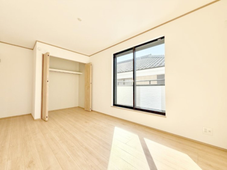 �Q�� ���������̔z�u��ʋC���̗ǂ��݌v�ŕ����̋�C�������炸�A��ɐV�N�ȋ�C������܂�