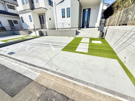  �O�ρ��J�[�X�y�[�X�L