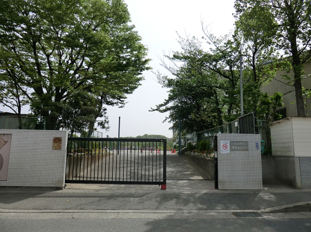 ���ӊ� ���w�Z 750m ���s���쐶�c���w�Z