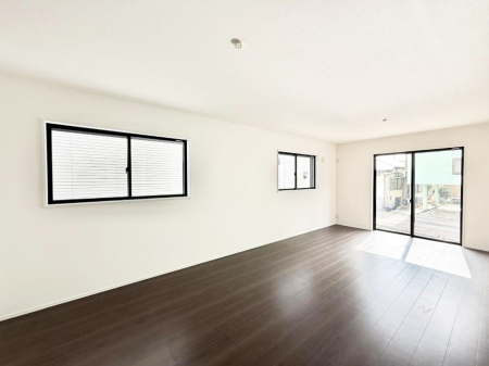 ���r���O ���������R�Ɖ�b�����܂��A�S�n�悢�ЂƂƂ�