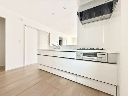 �L�b�`�� �������Ƒ����J��[�߂�A������̂���L�b�`��