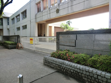 ���ӊ� ���w�Z 950m �����R�s����ꒆ�w�Z