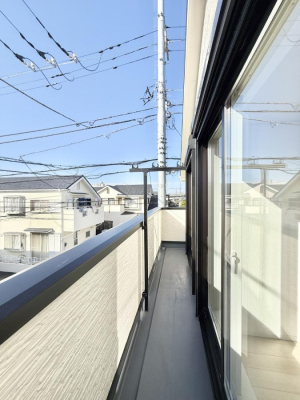 �o���R�j�[ ������ �G�߂̈ڂ낢����������J���I�ȋ�Ԃł�