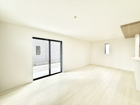 ���̑����� �������Ƒ��̏Ί炪���ӂ��A���났�̋��