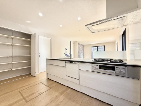 �L�b�`�� �������V���v���ŋ@�\�I�A�����g���₷���L�b�`��