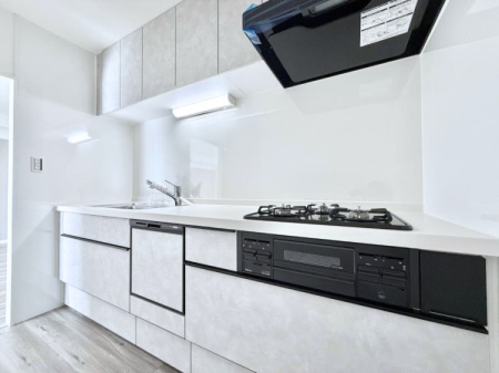 �L�b�`�� �������Ƒ����J��[�߂�A������̂���L�b�`��