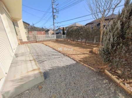 ���̑� �O�ρ��~�n���ɂ�Ƃ肠��΂̃X�y�[�X������A���₩�ȕ��͋C�ł�