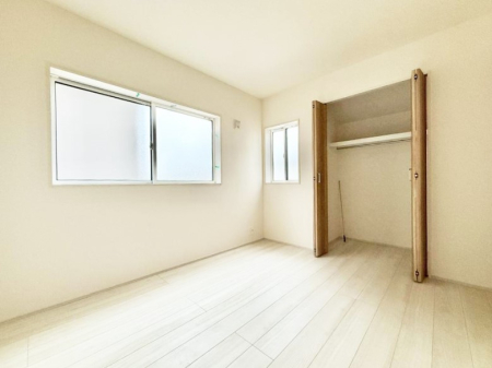 �Q�� ���������̔z�u��ʋC���̗ǂ��݌v�ŕ����̋�C�������炸�A��ɐV�N�ȋ�C������܂�